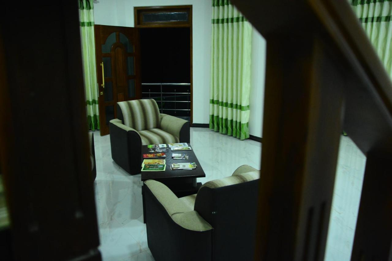 Seven Luck Palace Kandy Exterior foto